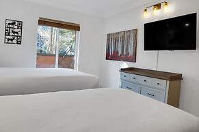 Park Station 113 2 Bedroom Condo by RedAwning