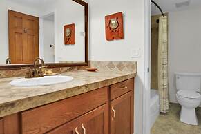 Park Station 113 2 Bedroom Condo by RedAwning