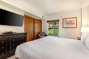 Park Station 218 2 Bedroom Condo by RedAwning