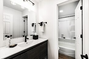 Snowcrest 317 2 Bedroom Condo by RedAwning