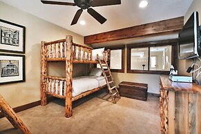 Snow Flower 071 3 Bedroom Condo by RedAwning