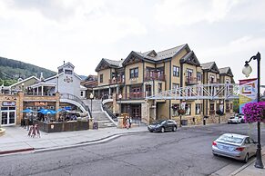 Lift Lodge 203 2 Bedroom Condo by RedAwning