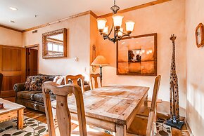 Lift Lodge 203 2 Bedroom Condo by RedAwning