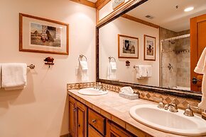 Lift Lodge 203 2 Bedroom Condo by RedAwning