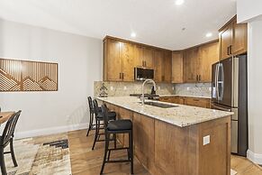 Town Pointe B204 3 Bedroom Condo by RedAwning