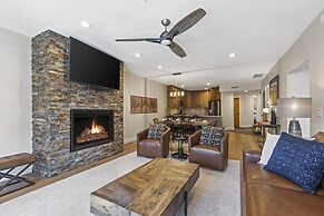 Town Pointe B204 3 Bedroom Condo by RedAwning