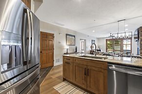 Town Pointe B204 3 Bedroom Condo by RedAwning