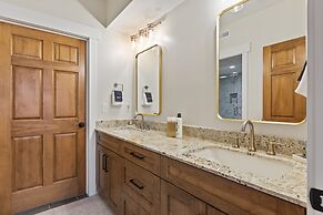 Town Pointe B204 3 Bedroom Condo by RedAwning