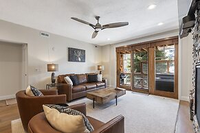 Town Pointe B204 3 Bedroom Condo by RedAwning