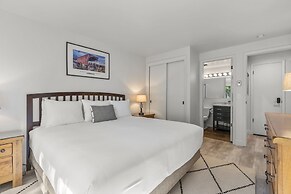 Snow Flower 134 2 Bedroom Condo by RedAwning