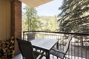 Park Station 227 & 229 5 Bedroom Condo by RedAwning