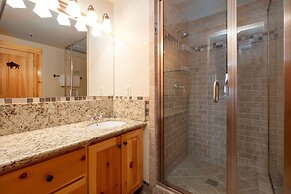 Comstock 205 2 Bedroom Condo by RedAwning