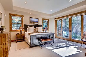 Red Pine Residence 6 Bedroom Home by RedAwning