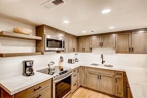 Park Station 213 2 Bedroom Condo by RedAwning