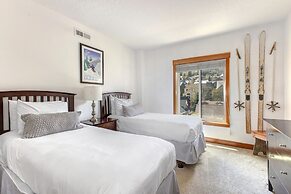 Park Station 147 2 Bedroom Condo by RedAwning