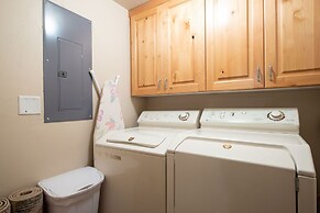 Town Pointe C201 3 Bedroom Condo by RedAwning