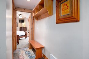 Town Pointe C201 3 Bedroom Condo by RedAwning