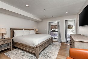 Silver Cliff Village 103 2 Bedroom Condo by RedAwning