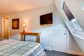 Fashion Coalition 402 2 Bedroom Condo by RedAwning