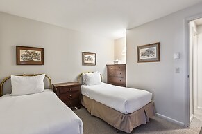 Snow Flower 135 2 Bedroom Condo by RedAwning