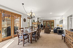 Town Pointe C101 3 Bedroom Condo by RedAwning