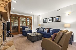 Town Pointe C101 3 Bedroom Condo by RedAwning