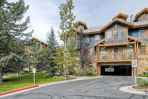 Town Pointe C101 3 Bedroom Condo by RedAwning