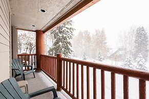 Snow Flower 012 2 Bedroom Condo by RedAwning