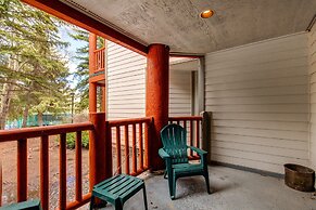 Snow Flower 043 3 Bedroom Condo by RedAwning