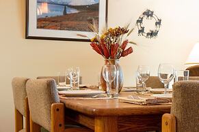 Snow Flower 159 2 Bedroom Condo by RedAwning