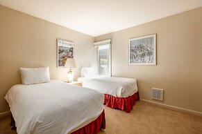 Snow Flower 159 2 Bedroom Condo by RedAwning