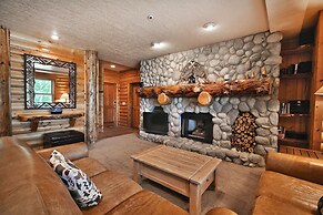 Comstock 203204 4 Bedroom Condo by RedAwning