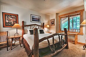 Comstock 203204 4 Bedroom Condo by RedAwning