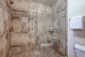 Comstock 203204 4 Bedroom Condo by RedAwning