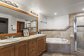 Town Pointe B205 3 Bedroom Condo by RedAwning