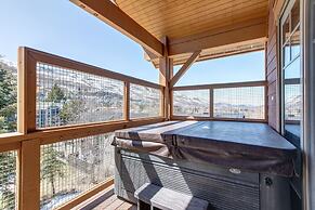 Town Pointe B205 3 Bedroom Condo by RedAwning