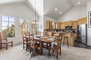 Town Pointe B205 3 Bedroom Condo by RedAwning