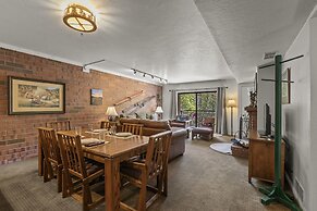 Park Station 121 2 Bedroom Condo by RedAwning