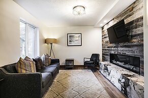 Park Station 121 2 Bedroom Condo by RedAwning