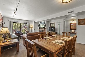 Park Station 121 2 Bedroom Condo by RedAwning