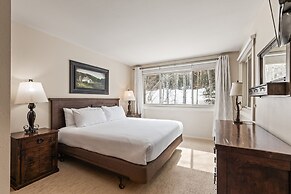 Snow Flower 147 2 Bedroom Condo by RedAwning