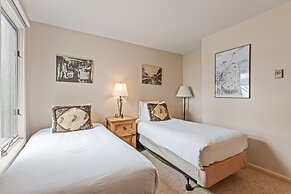 Snow Flower 147 2 Bedroom Condo by RedAwning