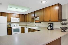 Park Station 122 2 Bedroom Condo by RedAwning