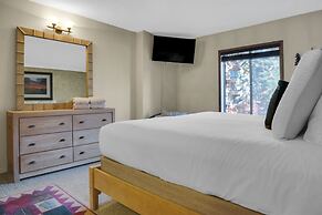 Park Station 122 2 Bedroom Condo by RedAwning