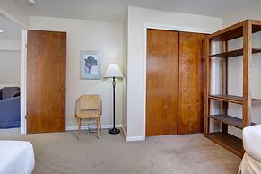 Snow Flower 028 3 Bedroom Condo by RedAwning