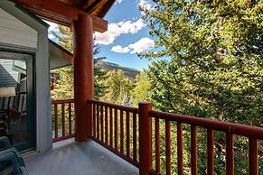 Snow Flower 028 3 Bedroom Condo by RedAwning