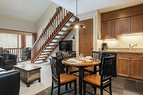 Snow Flower 039-studio+loft 1 Bedroom Condo by RedAwning