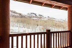 Snow Flower 039-studio+loft 1 Bedroom Condo by RedAwning