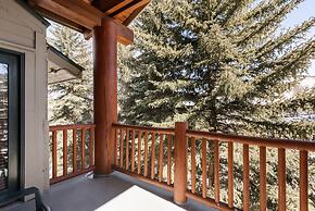 Snow Flower 032 2 Bedroom Condo by RedAwning