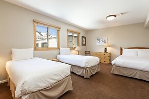 Snow Flower 032 2 Bedroom Condo by RedAwning